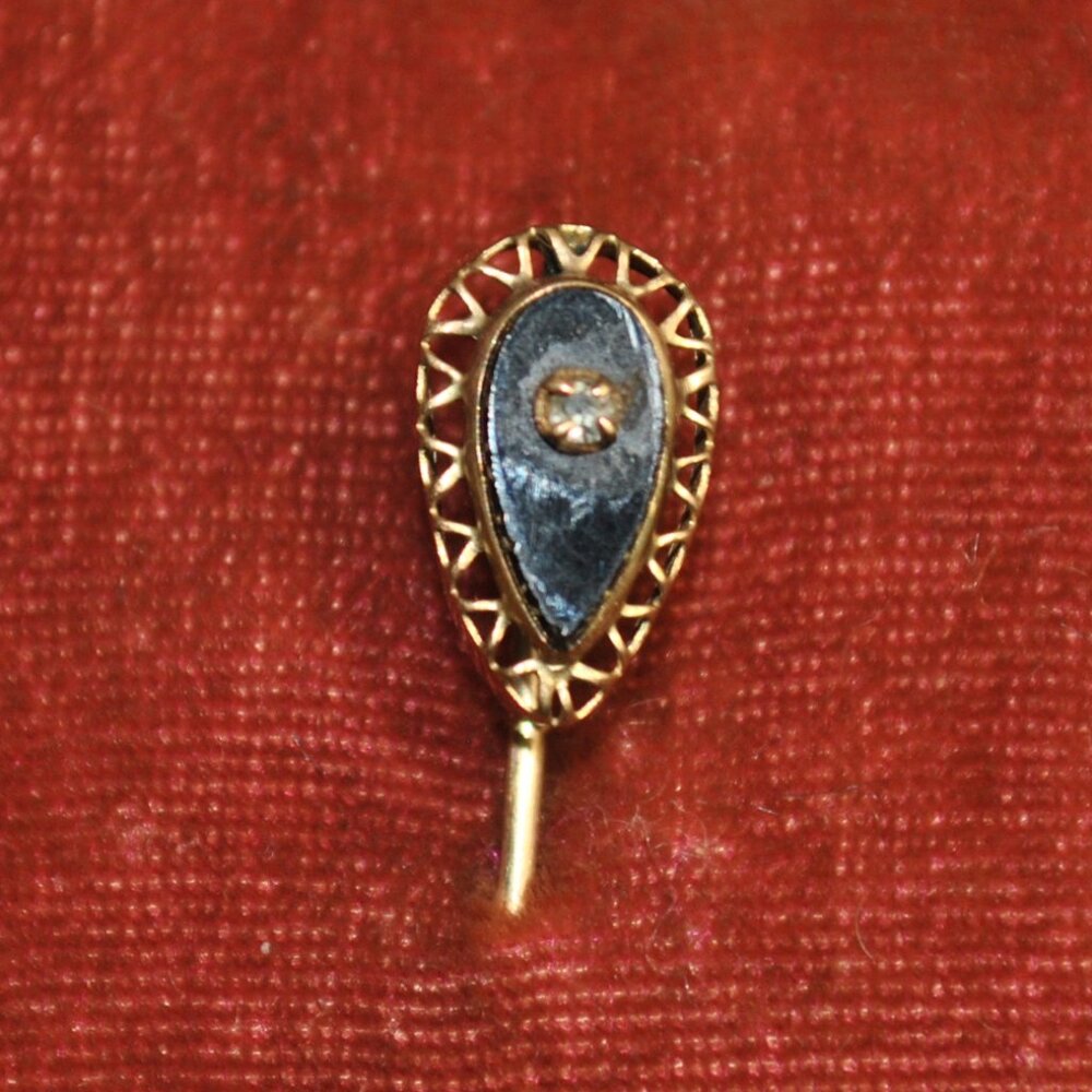 Antique 10k / Plated Teardrop Onyx & Rhinestone Stick / Tie Pin